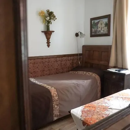 Pont Vendeghaz Pensionat 3*