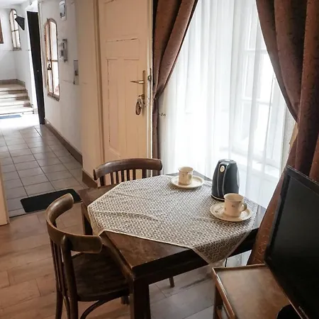 Guest house Pont Vendeghaz 3*